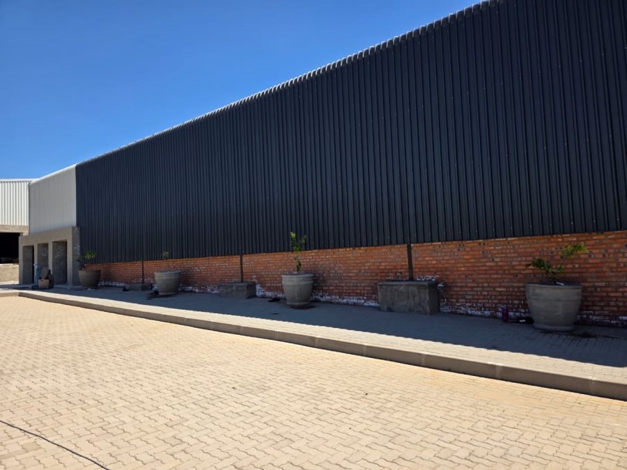To Let commercial Property for Rent in Tredenham Free State